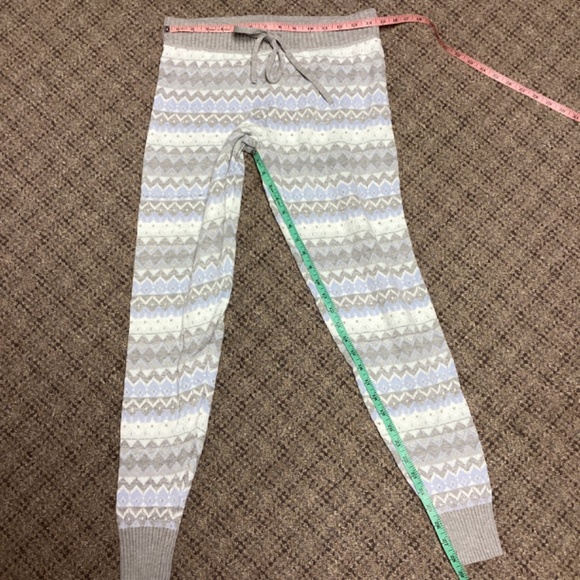 SO Blue White Gray Silver Shimmer Knit Joggers * Size Medium - Picture 3 of 9